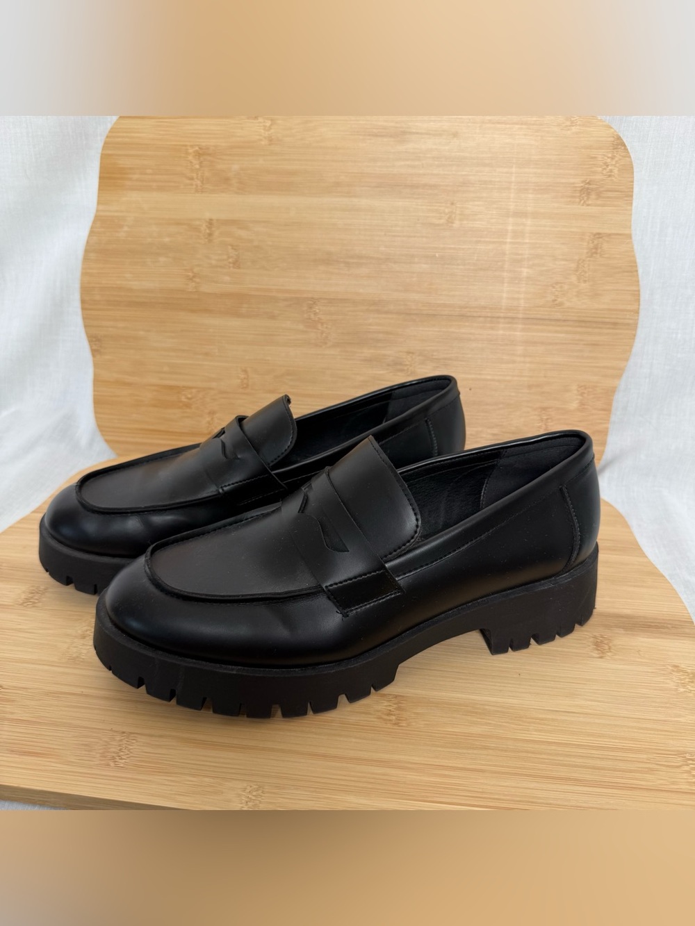 Steve Madden Black Chunky Lug Sole Penny Loafers Women’s Size 10M Platform Slip